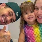 Maria Alice demonstra que sente saudades de Zé Felipe.