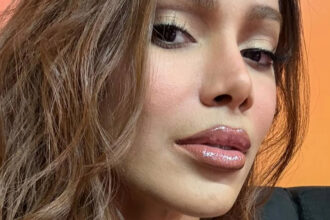 Anitta admite que não canta ao vivo.