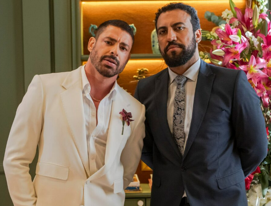 César (Cauã Reymond) e Olavo (Ricardo Teodoro)