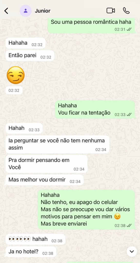 Prints divulgados por Day Magalhães